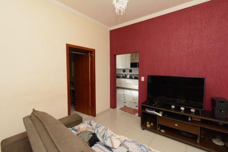 Casa 1 - Sala de casa à venda com 3 quartos, 416m² em Araguaia, Belo Horizonte