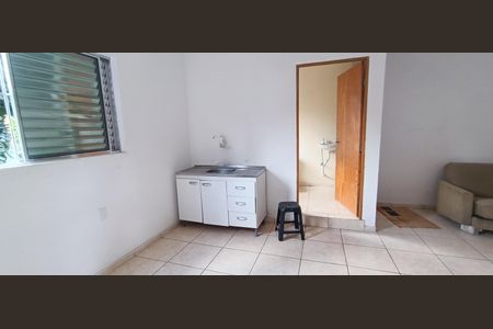 Studio de casa para alugar com 1 quarto, 170m² em Jardim Vitoria Regia (zona Oeste), São Paulo