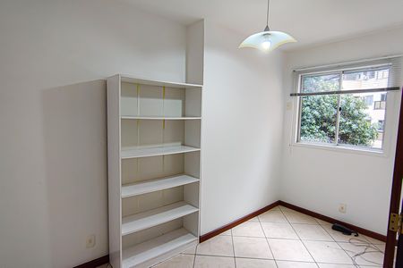 Quarto 2 de apartamento para alugar com 3 quartos, 96m² em Freguesia (jacarepaguá), Rio de Janeiro