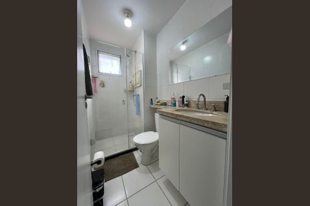 Banheiro de apartamento à venda com 2 quartos, 45m² em Jardim Utinga, Santo André