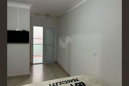 Casa à venda com 3 quartos, 110m² em Parque Maria Domitila, São Paulo