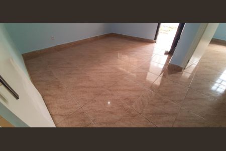 Sala de casa para alugar com 4 quartos, 161m² em Vila Yara, Osasco