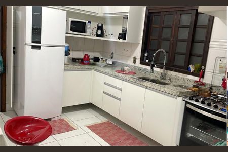 Casa à venda com 2 quartos, 180m² em Ferreira, São Paulo