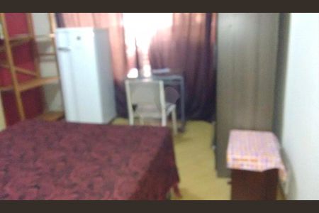 Casa à venda com 8 quartos, 130m² em Vila Cordeiro, São Paulo