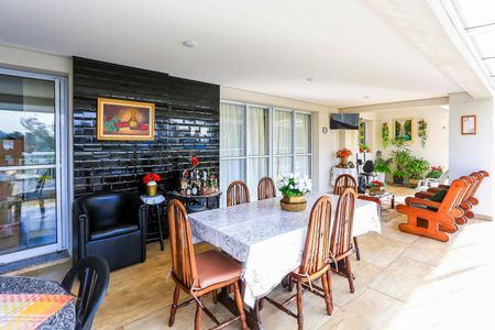 Varanda de apartamento para alugar com 3 quartos, 245m² em Jardim Arpoador, São Paulo