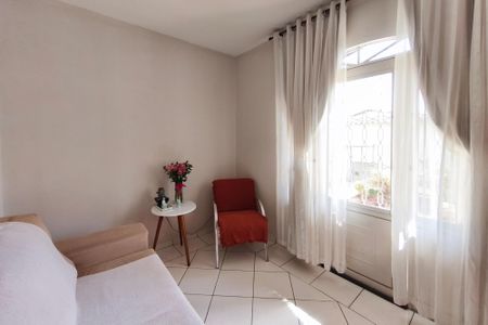 Sala de Estar de casa à venda com 4 quartos, 180m² em Jardim Garcia, Campinas