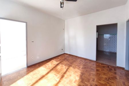 Sala de casa à venda com 3 quartos, 150m² em Jardim dos Oliveiras, Campinas