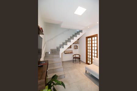 Sala de casa à venda com 3 quartos, 156m² em Jardim Aida, Guarulhos