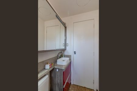 Banheiro de apartamento à venda com 1 quarto, 86m² em Menino Deus, Porto Alegre