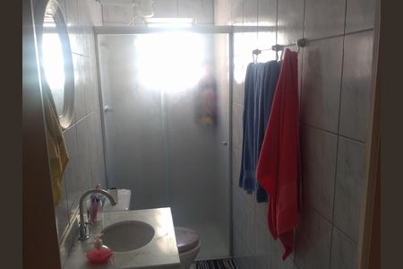 Banheiro de apartamento à venda com 2 quartos, 58m² em Centro, Guarulhos