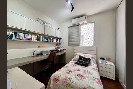 Apartamento à venda com 3 quartos, 150m² em Carmo, Belo Horizonte