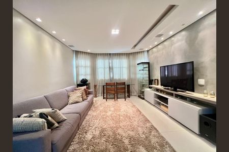 Apartamento à venda com 3 quartos, 150m² em Carmo, Belo Horizonte