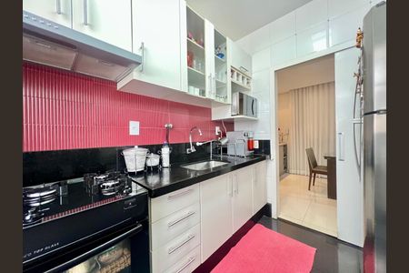 Apartamento à venda com 3 quartos, 150m² em Carmo, Belo Horizonte