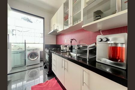 Apartamento à venda com 3 quartos, 150m² em Carmo, Belo Horizonte