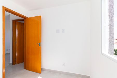 Quarto 1 de apartamento à venda com 2 quartos, 40m² em Parque Sonia, São Paulo