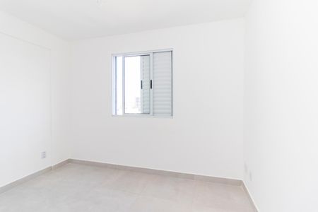 Quarto 2 de apartamento para alugar com 2 quartos, 40m² em Parque Sonia, São Paulo