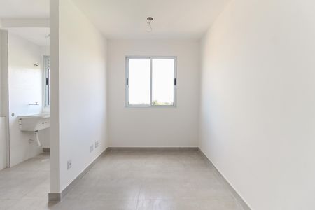 Sala de apartamento para alugar com 2 quartos, 40m² em Parque Sonia, São Paulo