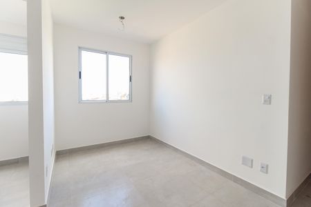 Sala de apartamento para alugar com 2 quartos, 40m² em Parque Sonia, São Paulo