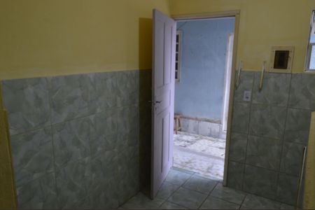 Sala/Cozinha de kitnet/studio para alugar com 1 quarto, 35m² em Taquara, Rio de Janeiro