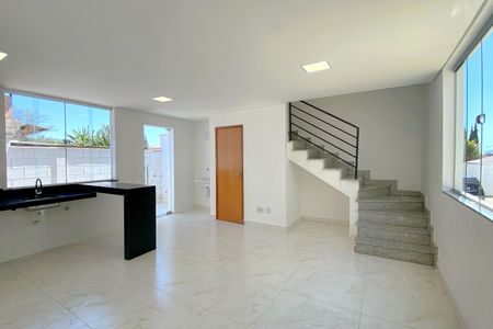 Sala de casa de condomínio à venda com 3 quartos, 83m² em Trevo, Belo Horizonte