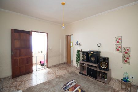 Sala de casa para alugar com 5 quartos, 500m² em Vila Nova Mazzei, São Paulo