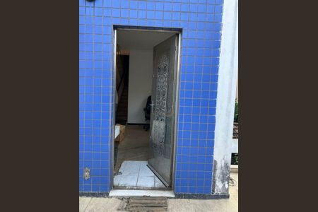 Casa à venda com 3 quartos, 152m² em Chácara Agrindus, Taboão da Serra