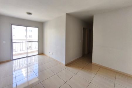 Sala de apartamento à venda com 3 quartos, 82m² em Jardim Capivari, Campinas