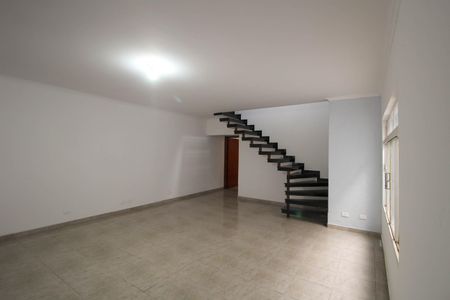 Sala de casa para alugar com 3 quartos, 153m² em Jardim Avelino, São Paulo