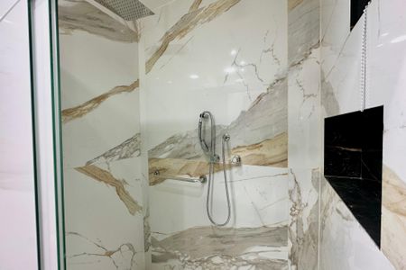 Banheiro de apartamento à venda com 1 quarto, 44m² em Lapa, Rio de Janeiro