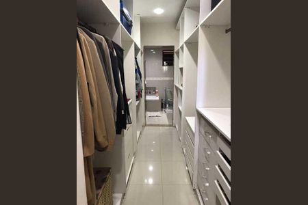 Casa à venda com 5 quartos, 386m² em Jardim Carioca, Rio de Janeiro