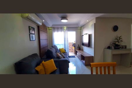 Sala de Estar de apartamento à venda com 3 quartos, 74m² em Jaguaribe, Osasco