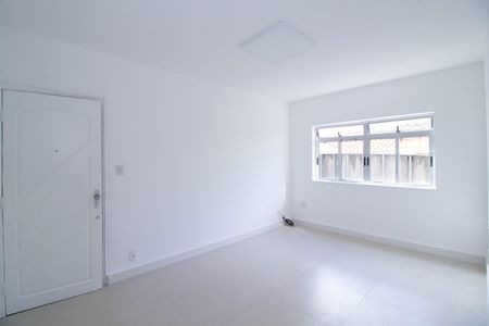Sala de apartamento à venda com 2 quartos, 80m² em Vila Sao Judas Tadeu, Guarulhos
