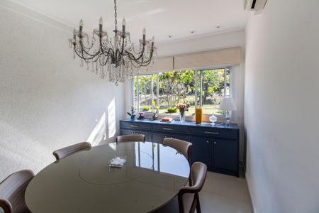 Sala de casa de condomínio à venda com 4 quartos, 500m² em Residencial Nove (alphaville), Santana de Parnaíba