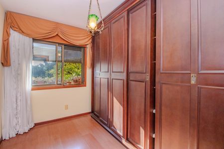 Quarto de apartamento para alugar com 2 quartos, 126m² em Moinhos de Vento, Porto Alegre