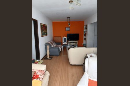 Sala de apartamento para alugar com 3 quartos, 132m² em Jardim Lindóia, Porto Alegre