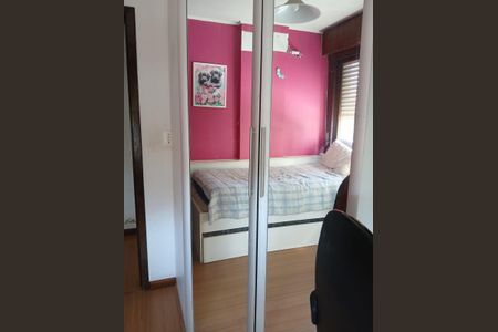 Quarto de apartamento para alugar com 3 quartos, 132m² em Jardim Lindóia, Porto Alegre