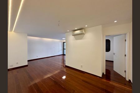 Sala de apartamento à venda com 3 quartos, 150m² em Lagoa, Rio de Janeiro