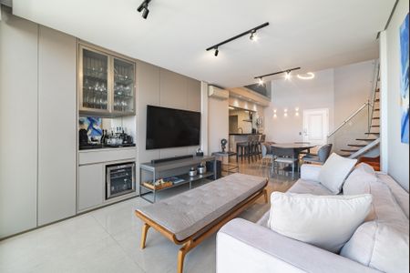 Sala de TV de apartamento à venda com 3 quartos, 180m² em Cidade Monções, São Paulo