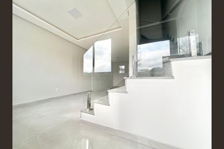 Sala de casa à venda com 2 quartos, 67m² em São Jorge, Novo Hamburgo