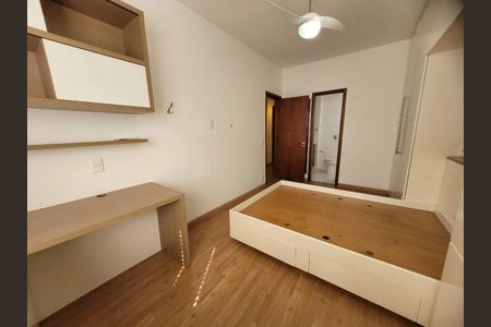 Apartamento à venda com 3 quartos, 140m² em Laranjeiras, Rio de Janeiro