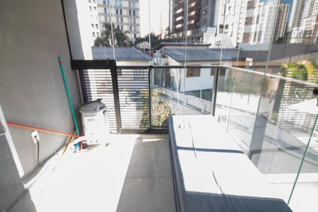 Varanda de kitnet/studio para alugar com 1 quarto, 31m² em Jardim das Acacias, São Paulo