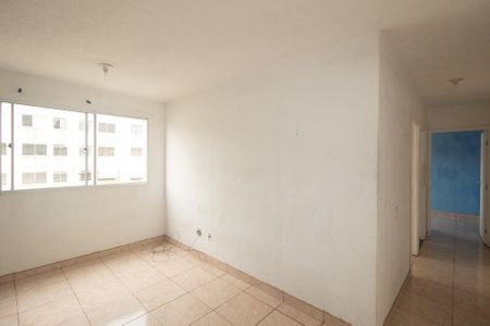 Sala de apartamento para alugar com 2 quartos, 46m² em Cosmos, Rio de Janeiro