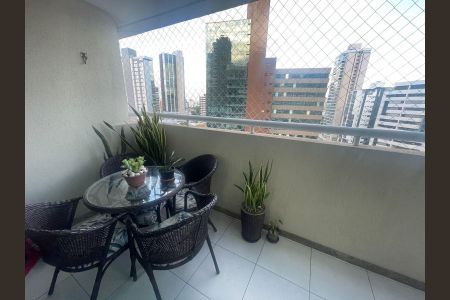 Sacada de apartamento para alugar com 2 quartos, 70m² em Pituba, Salvador