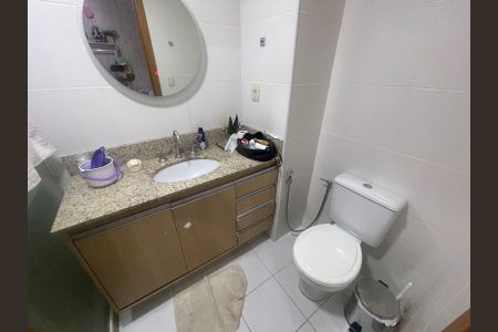 Banheiro de apartamento para alugar com 2 quartos, 70m² em Pituba, Salvador