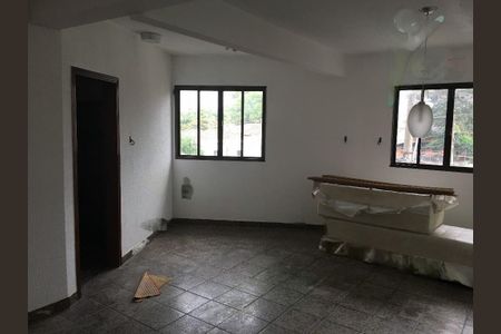 Casa à venda com 3 quartos, 126m² em Vila Scarpelli, Santo André
