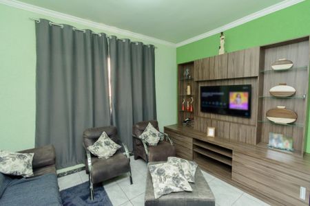 Sala de casa à venda com 4 quartos, 394m² em Novo Riacho, Contagem