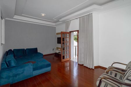 Sala 1 de casa para alugar com 5 quartos, 360m² em Dona Clara, Belo Horizonte