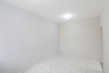 Sala de casa para alugar com 2 quartos, 1m² em Guaratiba, Rio de Janeiro