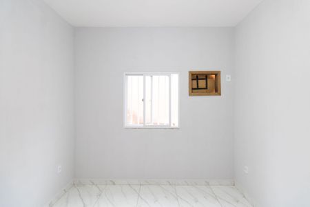 Quarto 1 de casa para alugar com 2 quartos, 1m² em Guaratiba, Rio de Janeiro