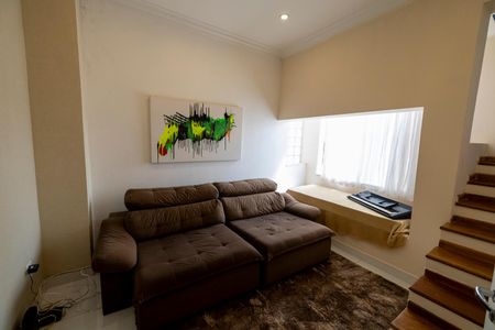 Sala de Estar de casa de condomínio para alugar com 7 quartos, 390m² em Morada dos Pássaros, Barueri